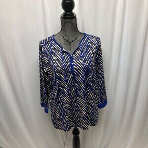 Notations Top Womens Size Medium Blue White Zebra Print Stretchy V-Neck Blouse